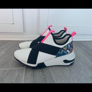 Snakeskin tennis shoes